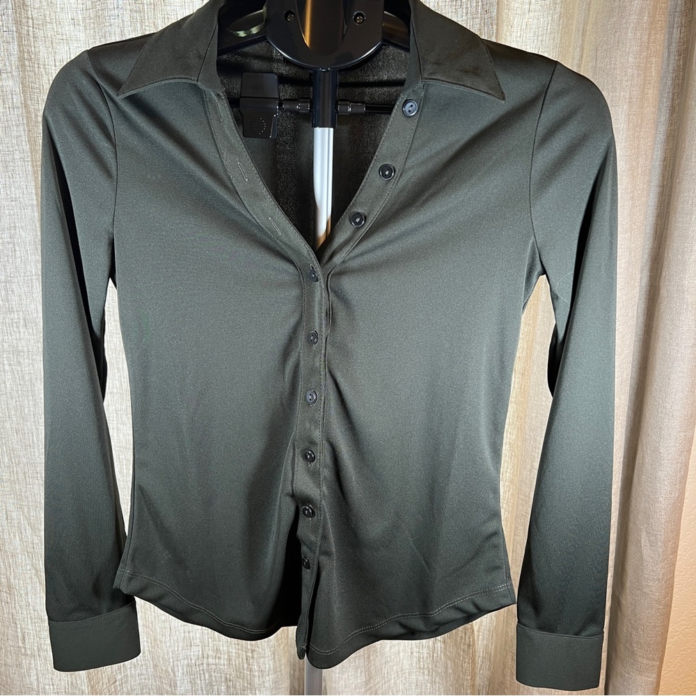 Women's Long-Sleeve Button Down Shirt in Olive Green